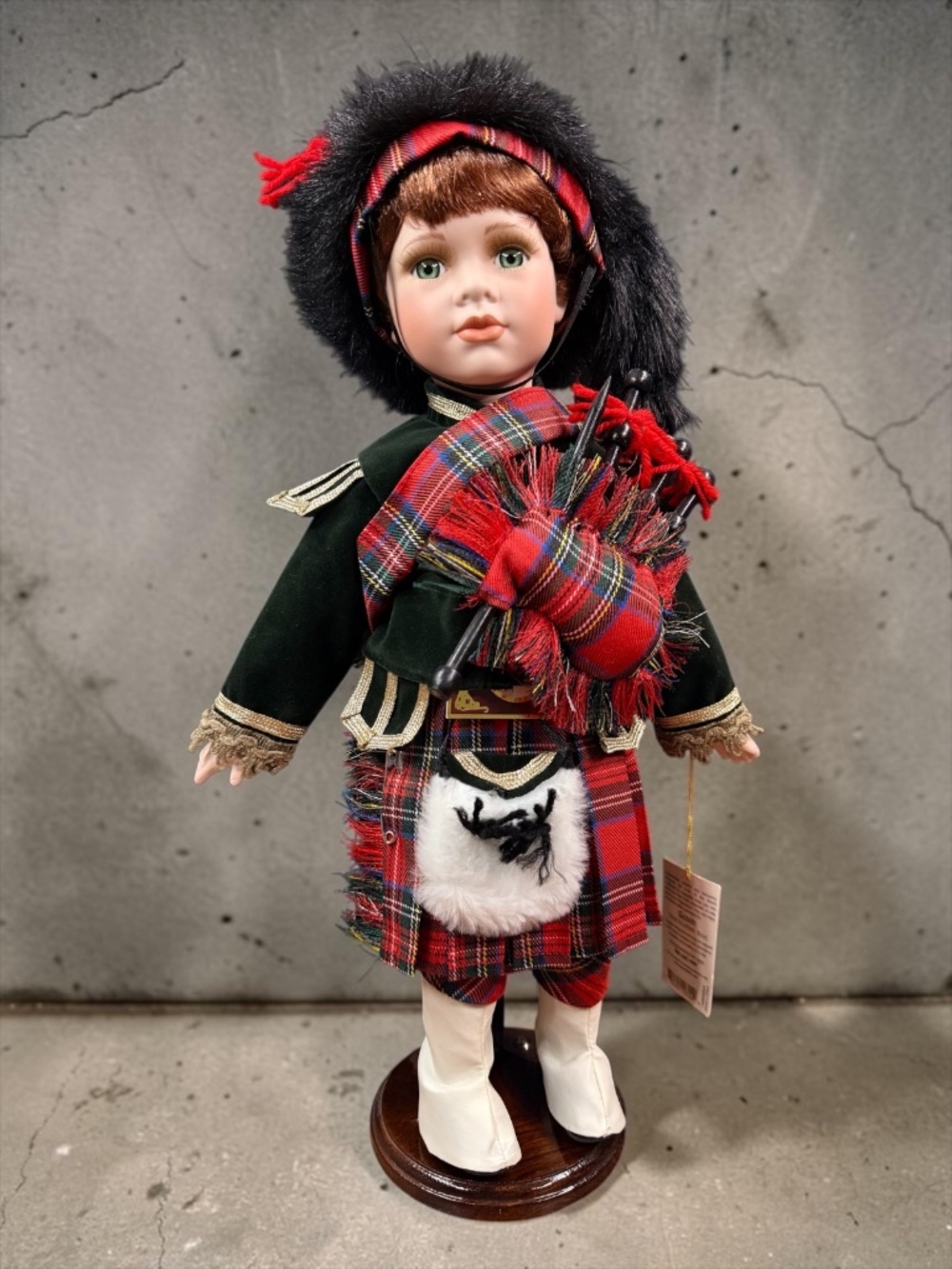 GEPPEDDO Dolls of the World Collection “Gavin” The Scottish Boy